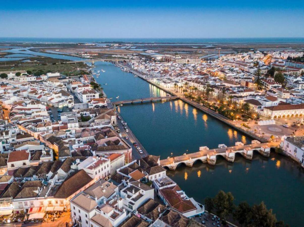 Beautiful 3-Bed House In Tavira In The City Center Exterior foto